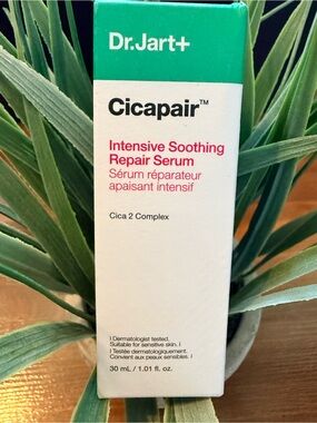 BNIB Dr. Jart+ Cicapair Intensive Soothing Repair Serum! 🌺  Made in Korea.